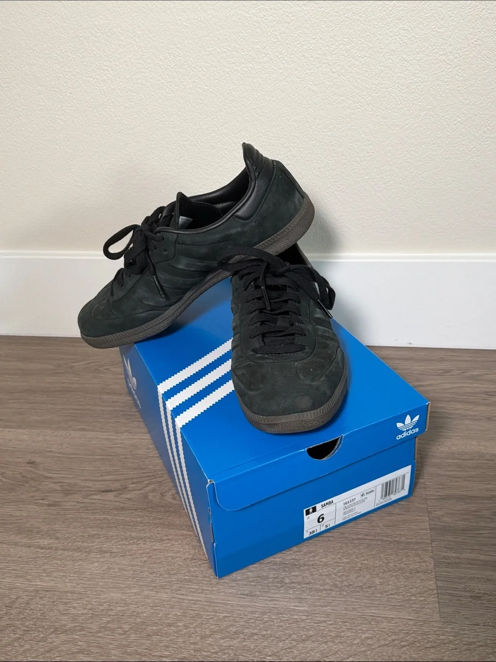 Adidas Samba OG Core Black Nubuck Sneakers Men's 6 IG1237